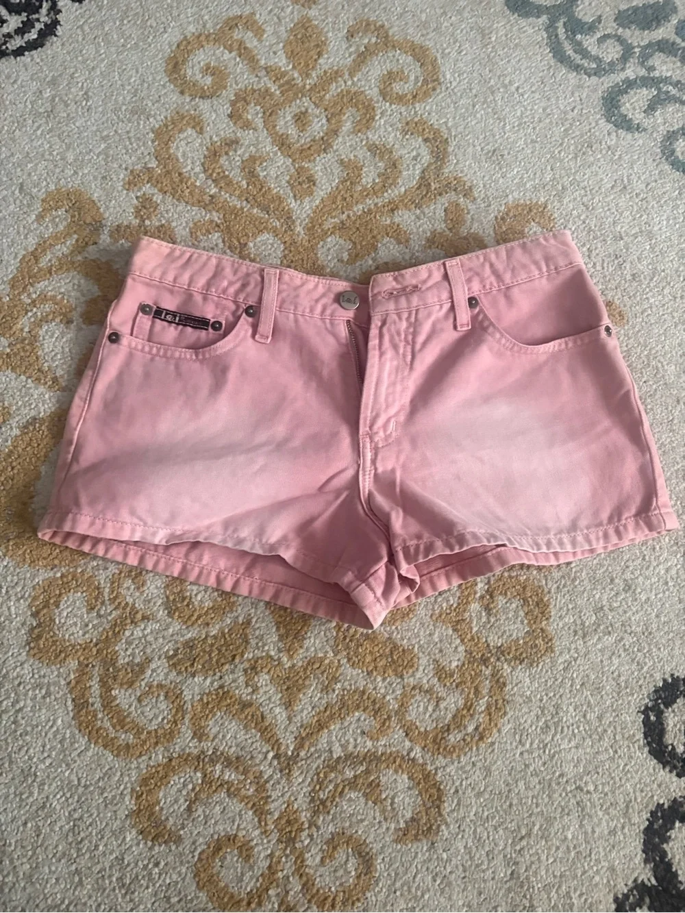 Women’s Pink l.e.i Denim Jean Shorts -